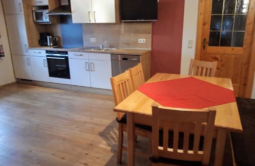 Eschlkam Apartment | Comfortable vacation apartment (70 sqm) with free WLAN