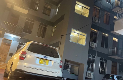 Kunduchi Apartment | Comfy 2-bedroom apartment with WiFi, AC in vibrant area in Dar es Salaam🥰