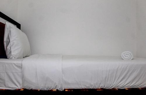 Jatinegara Apartment | Comfy 2BR Apartment Bassura City near Shopping Mall By Travelio