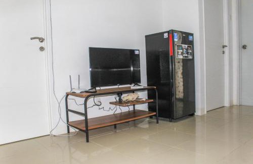 Jatinegara Apartment | Comfy 2BR Apartment Bassura City near Shopping Mall By Travelio