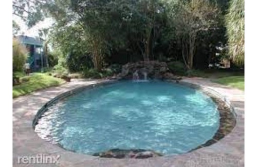 Westchase Apartment | Comfy apartment with beautiful pool & jacuzzi