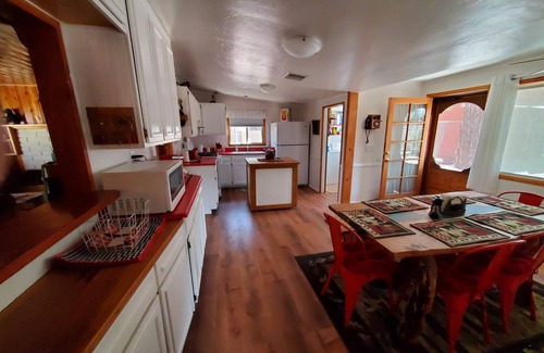 Pinetop-Lakeside House | Comfy Cozy Forest Home/Rainbow Lake Neighborhood