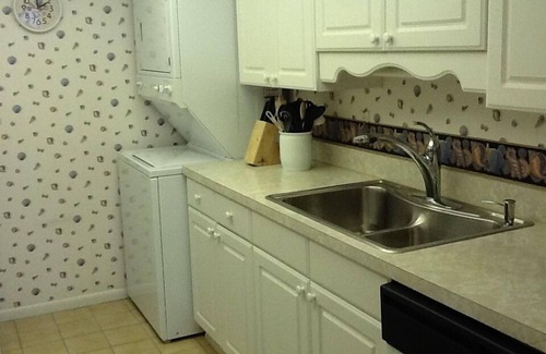 Butler Beach Condo | Comfy - family friendly - well equipped . read our reviews !