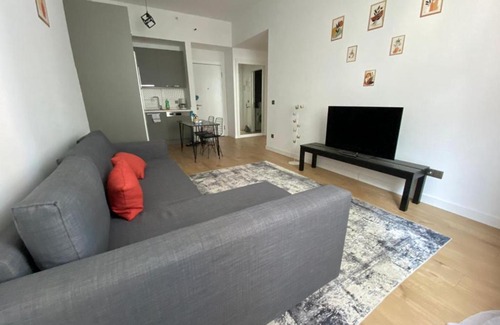 Kadikoy Apartment | Comfy Flat with Central Location in Fikirtepe