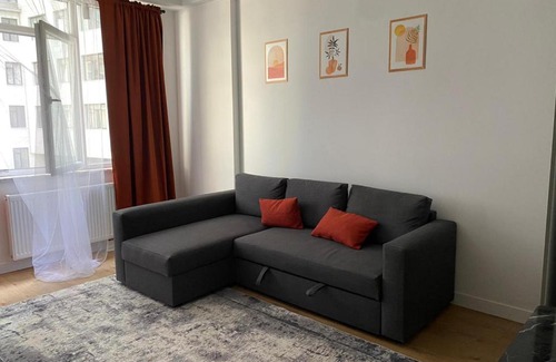 Kadikoy Apartment | Comfy Flat with Central Location in Fikirtepe