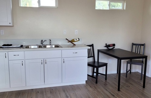 Santa Maria House | Comfy, independent 1 bedroom guest suite in Orcutt