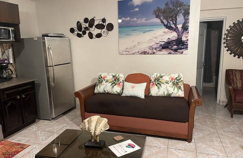 Discovery Bay House | Comfy Quiet Sagusta Gardens 15B