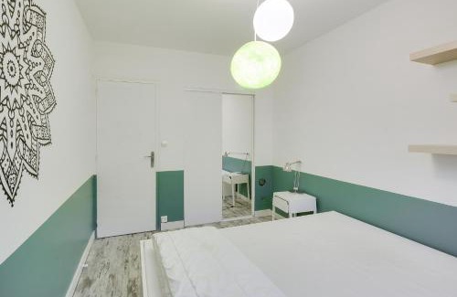 Saint-Sebastien-sur-Loire Apartment | Comme chez vous - 3 chambres et un canapé-lit