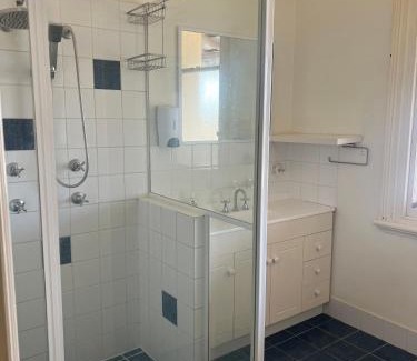 Dowerin Hotel | Commercial Hotel Dowerin