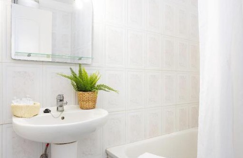 Los Cristianos Apartment | COMODORO