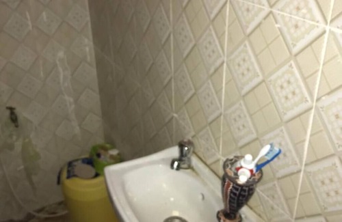 Nakuru Apartment | Compact Studio w/shower and Wifi