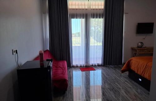 Hu'u Bed & Breakfast | Compass Homestay