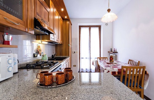 Sud-Ovest Apartment | Complete apartment surrounded by greenery one step away from the Verona fair