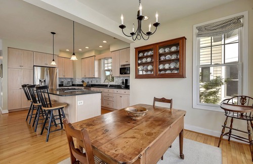 Arundel on the Bay House | Complete WATERFRONT LIVING! 5 BR in Quiet Waterfront Community