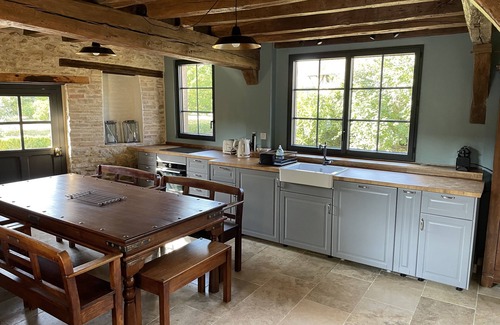 Montreuil-sur-Barse Cottage | Completely renovated character house near the lake