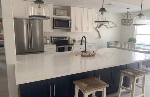 Golden Glades - The Woods House | Completely Redone 3/2 with pool. Close to Mayo hospital