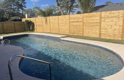 Golden Glades - The Woods House | Completely Redone 3/2 with pool. Close to Mayo hospital