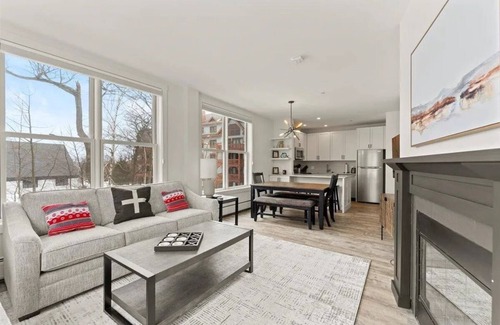 Stratton Mountain Condo | Completely updated 2BD/2BR. Walk to Lift & Village. Heated Pool. Gorgeous Views.