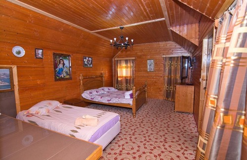 Sugag Bed & Breakfast | Complex Turcana