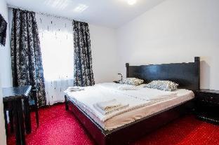 Rasnov Hotel | Complex Turistic Max International