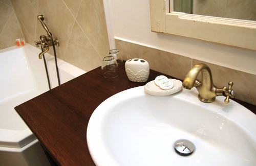 Bran House | Conacul Bratescu