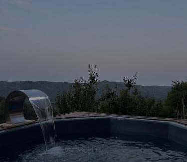 Ilovita Cabin | Conacul Fruntea cu ceru