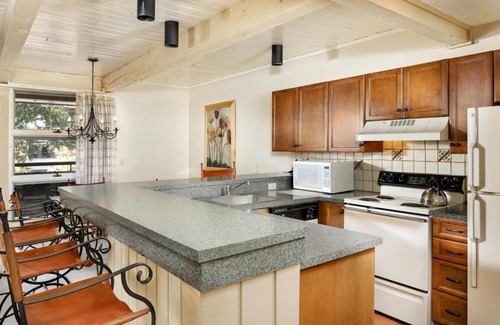 Aspen House | Concept 600 unit 308, Convenient Downtown Location, Private Deck, and Fireplace