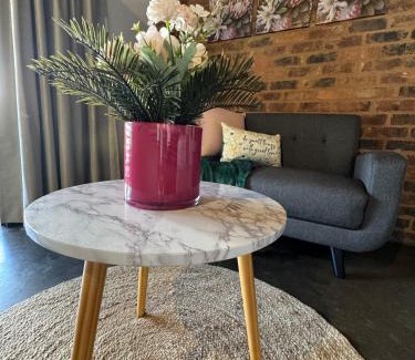Downtown Johannesburg Apartment | Concrete Luxe - Maboneng