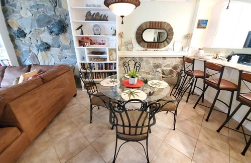 Butler Beach Condo | Condo ∙ 2 bedrooms ∙ 6 guests