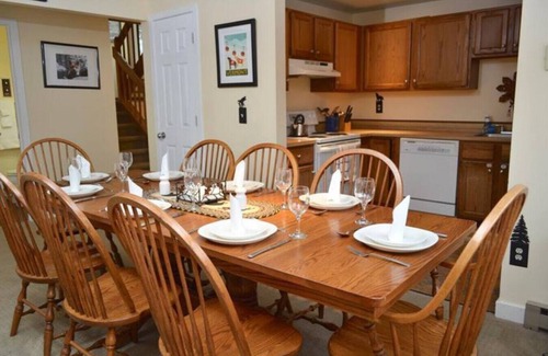 Central Vermont- Killington Condo | Condo #6 Trailside Village Slopeside Hot tub/Sauna