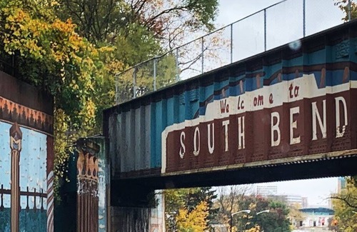 Notre Dame Apartment | Condo at the Unv. of Notre Dame, Football weekends, short and long term stays we