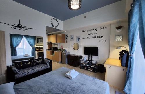 Lapu-Lapu Apartment | Condo Azur Suites A326 Amani Resorts Residences , 5 minutes Airport, Netflix, Stylish, Cozy with Luxurious Swimming Pool
