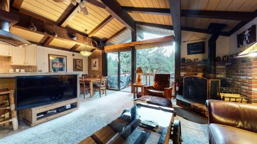 Mammoth Lakes Apartment | Condo de los Pinos #16