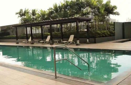 Highway Hills Apartment | Condo fronting Shangrila Mall along Shaw