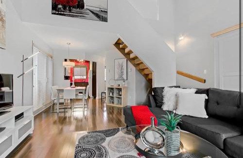 Stoneham Apartment | Condo Ski-In Ski-Out Stoneham