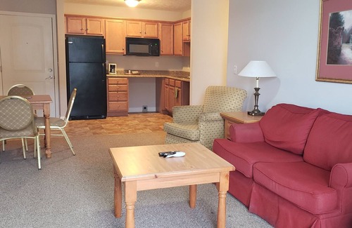 Georgetown Condo | Condo Unit #12 on Longview Golf Club