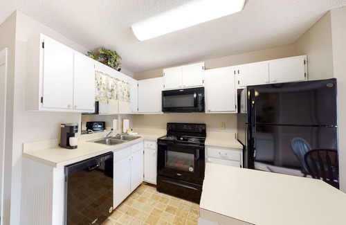 Fort Morgan Condo | Condo w/Balcony, Free WiFi & Shared Resort Pools - Close to the Beach & Golf