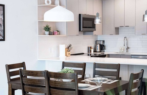 Revelstoke Condo | Condo with Hot Tub - The Grizzly Basin