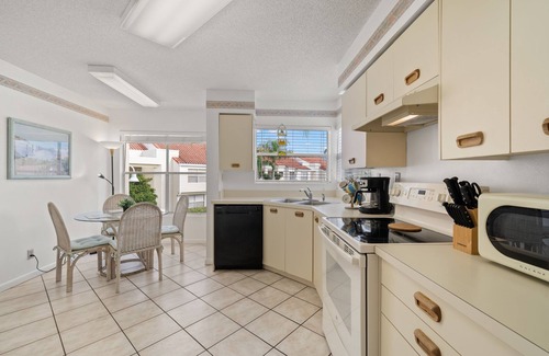 Isla del Sol Condo | Condo with Pool, Golf – Close to the Beach