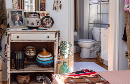 Gettysburg Bed & Breakfast | Conewago Suite at Olinger House B&B located in historic, downtown Gettysburg.