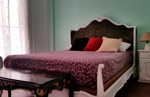 San Nicolas House | Congreso hotel