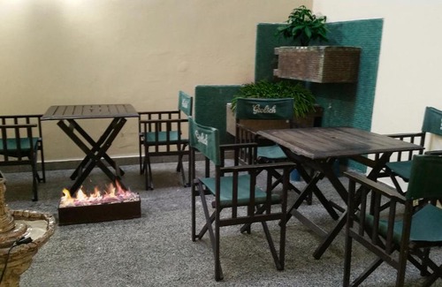 San Nicolas House | Congreso hotel