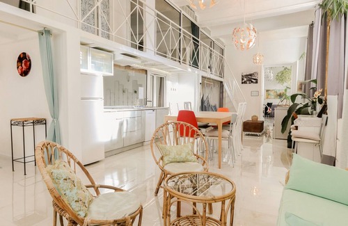 Old Town Apartment | CONONICE 16 persons 3 minutes from the beach