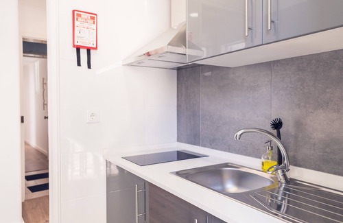 Santa Maria Maior Apartment | Conqvistador 101 Homes