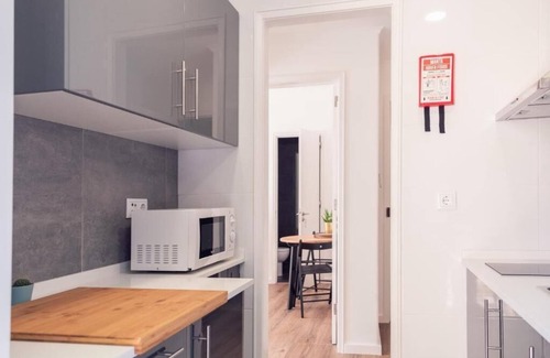Santa Maria Maior Apartment | Conqvistador Apartment with balcony 1
