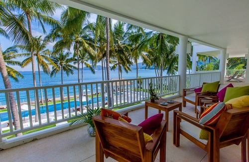 Candi Dasa Villa | Contemporary-Colonial Style 3BR Villa, Ocean View - W/Swimming Pool!
