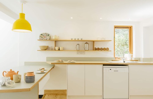 Widemouth Bay Cottage | Contemporary cottage retreat in secluded valley near sea. Sleeps 8