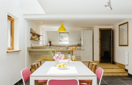 Widemouth Bay Cottage | Contemporary cottage retreat in secluded valley near sea. Sleeps 8