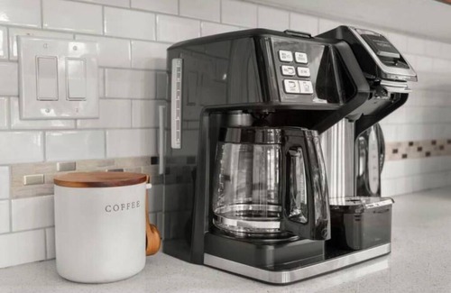 Modesto House | Contemporary craftsman-style home