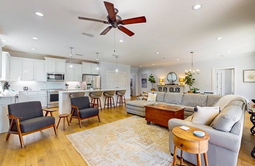 Southeast Pensacola House | Contemporary dog-friendly retreat with pool & patio - near shops & attractions